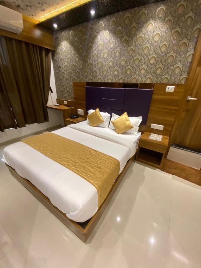 Hotel Bkc Crown - Near Trade Centre, Visa Consulate Mumbai Exterior foto