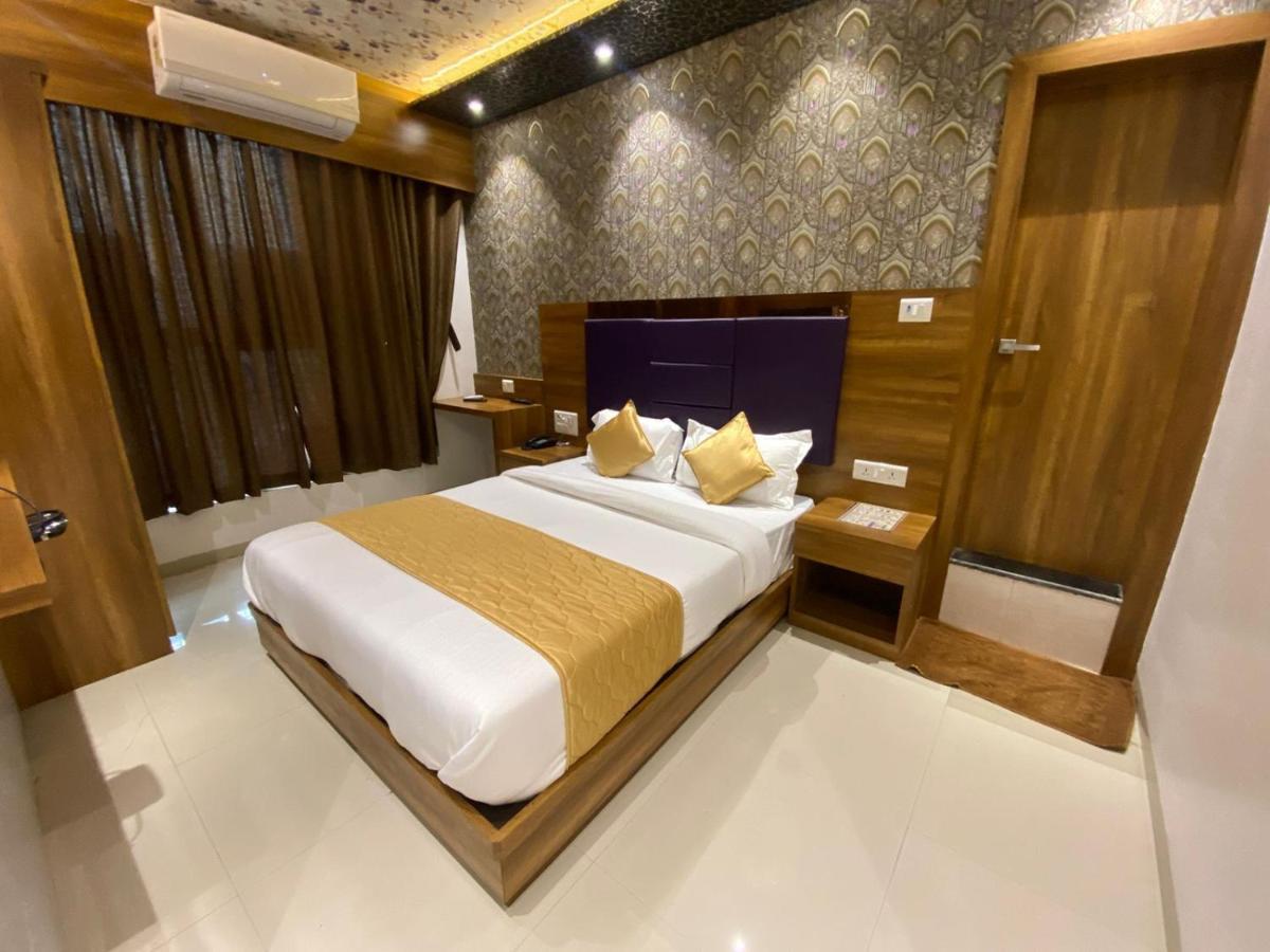 Hotel Bkc Crown - Near Trade Centre, Visa Consulate Mumbai Exterior foto